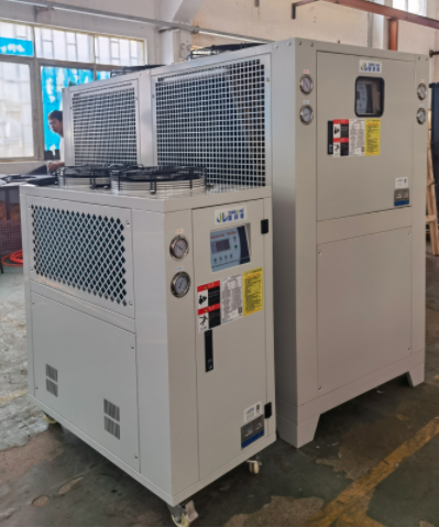 深圳西麗電子廠冷水機案例