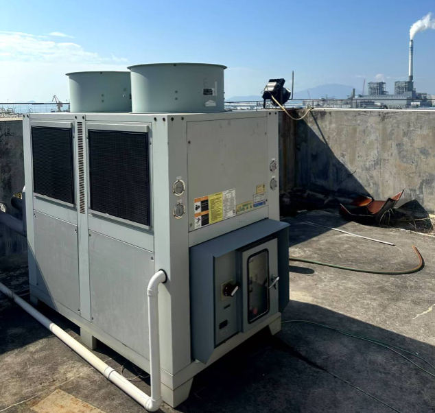 惠州大亞灣石化企業防爆冷水機案例